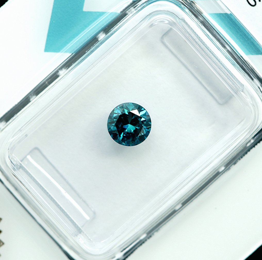 1 pcs Diamond  (Colour-treated)  - 0.52 ct - SI1 - International Gemological Institute (IGI) #3.2