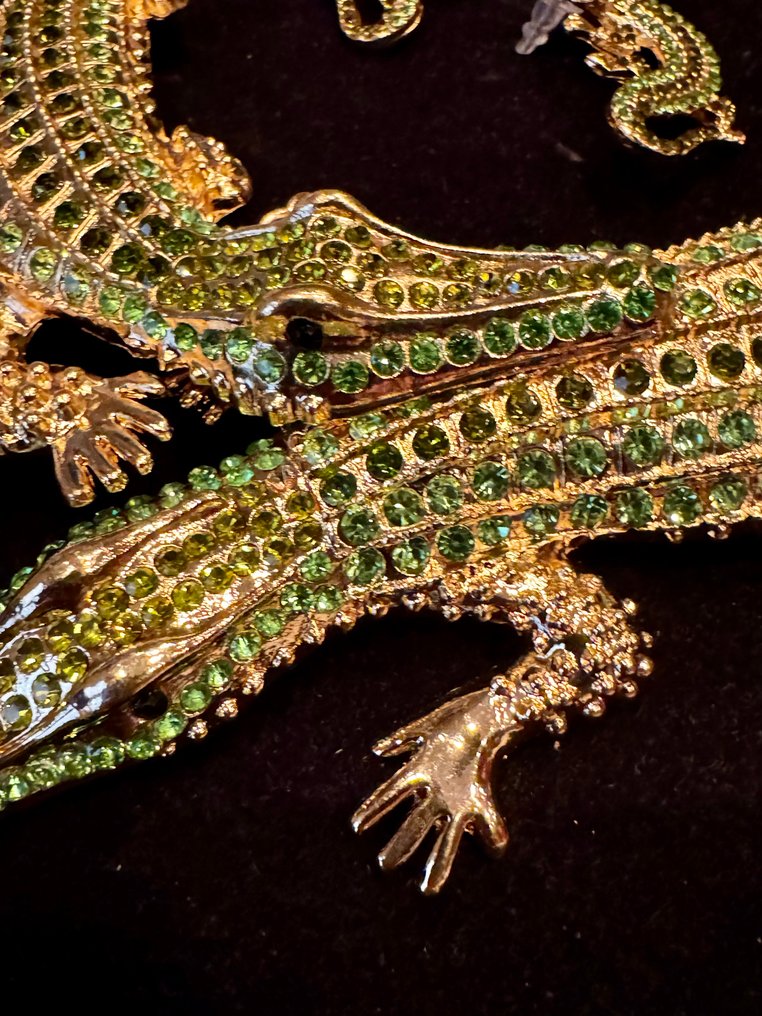 主题收藏系列 - 惊艳的24K金镀法国 Sauvage 套装：“Le Crocodile”项链和耳环 #3.2