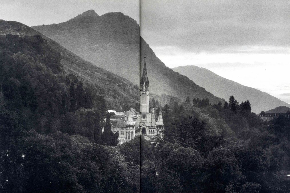 Signed; Ferdinando Scianna - Viaggio à Lourdes / A Journey to Lourdes - 1996 #3.2