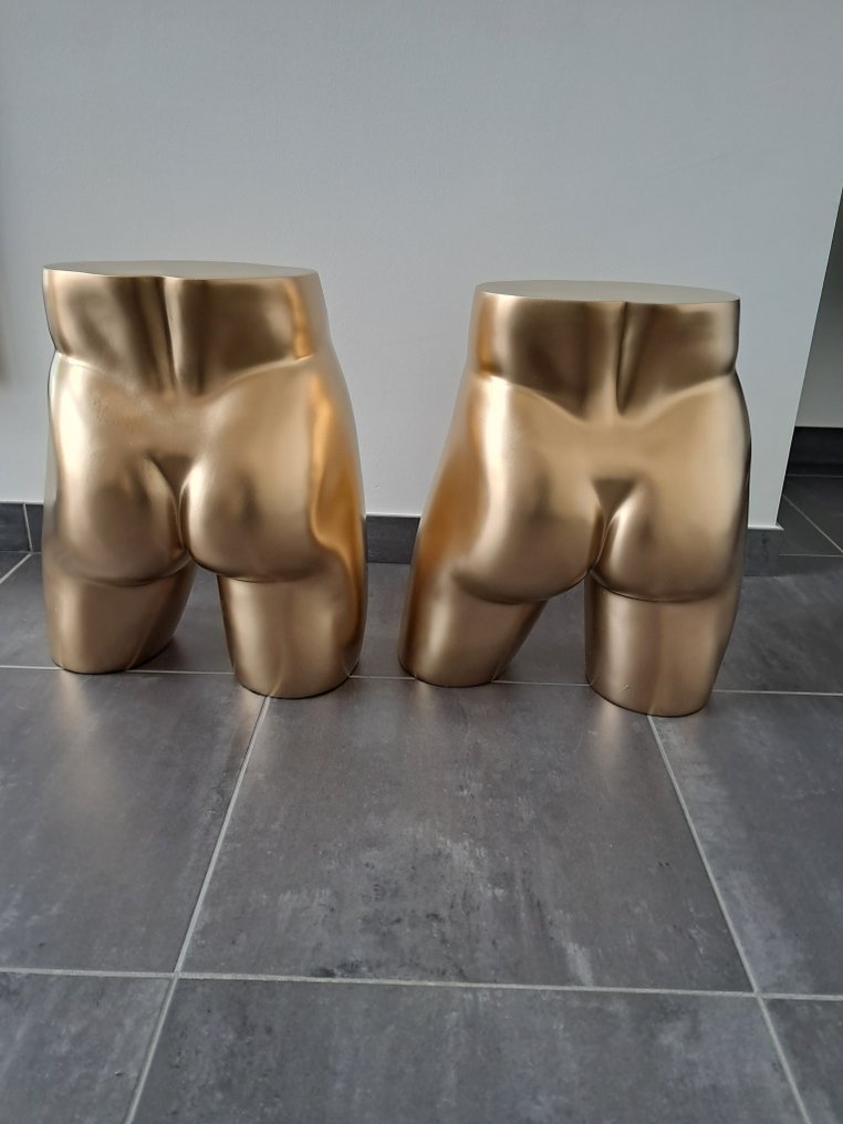 Hans Boodt - Tables gigognes - Résine, Polyester - Deux tables d'appoint #1.0