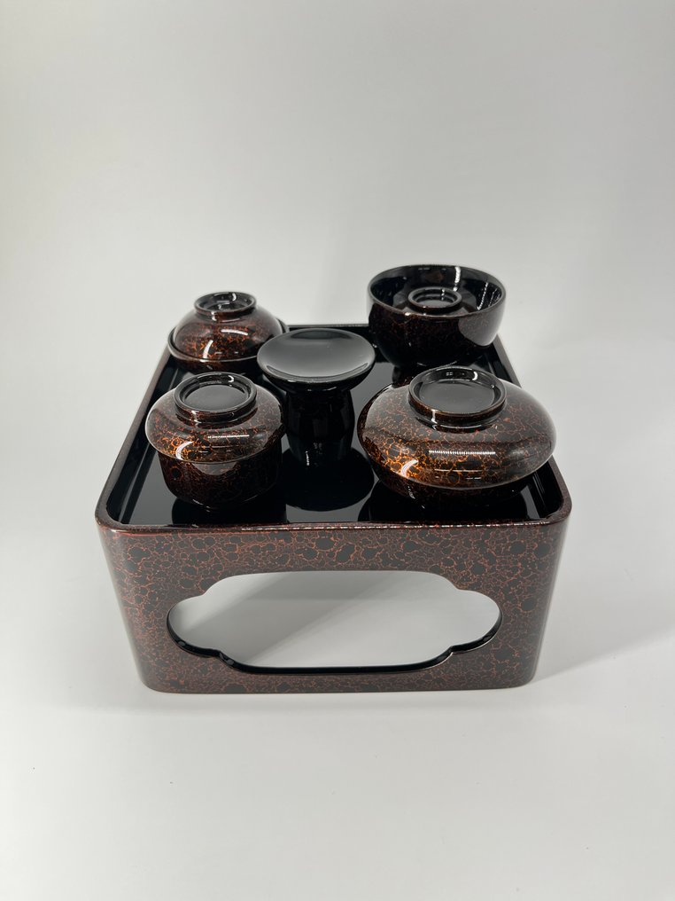 佛教物品 (10) - 木, 漆器抛光的雲雲塗（如雲般）：精神之菜，佛教之菜 - 1950-1960 - 上磨霊雲塗　霊供膳　碗・箸付 #3.2