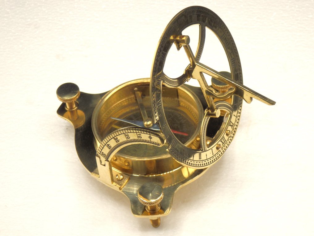Ναυτική πυξίδα - Ορείχαλκος - Nautisch Kompas met Zonnewijzer (Sundial) #1.0
