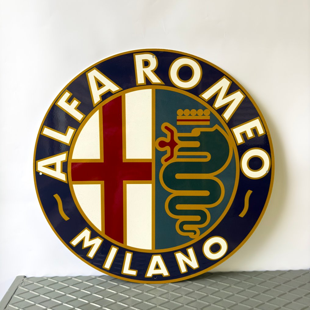 Sign - Alfa Romeo - Alfa Romeo MILANO #1.0