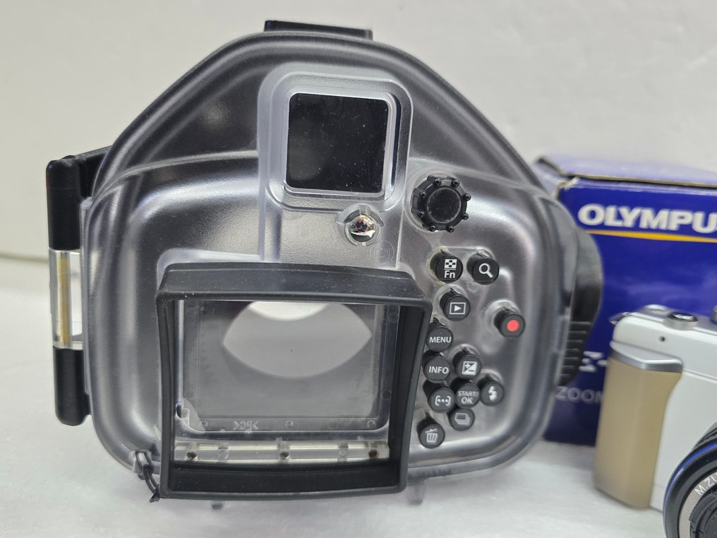 Olympus E-PL1 + Custodia Immersione EP 01 Cameră digitală #3.2