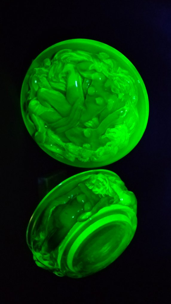 Curt Schlevogt - Heinrich Hoffmann - Sieradendoos - Lalique geïnspireerd - Geel uraniumglas - Verstrengelde nimfen #2.1