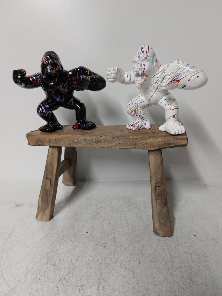 Beeld, set of 2 roaring monkeys fine paint finish - 16 cm - polyresin #1.0
