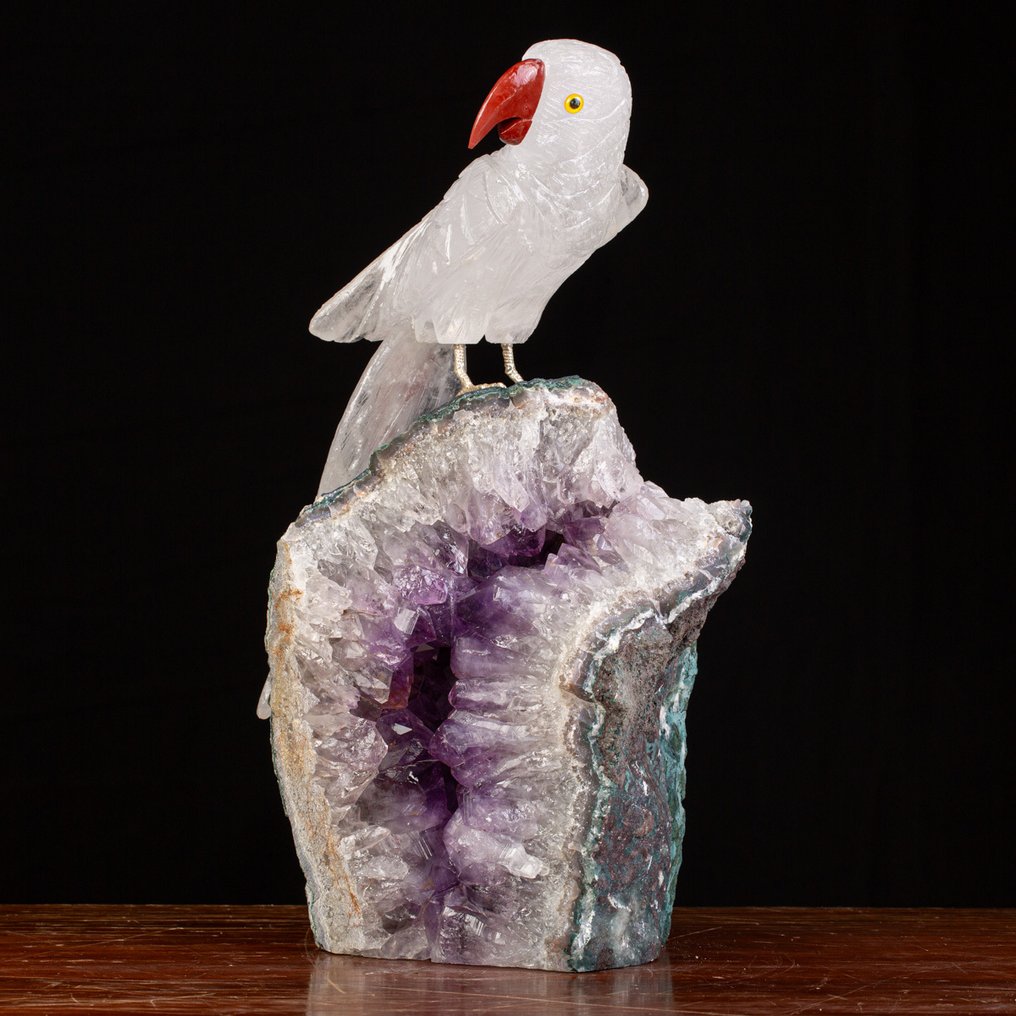 Lintujen kokoelma: Siivekkäiden loisto Täytetyn eläimen koko kehon jalusta - Collared Parakeet Sculpture in Quartz with Amethyst Base. - 360 mm - 200 mm - 160 mm - 1 #1.0