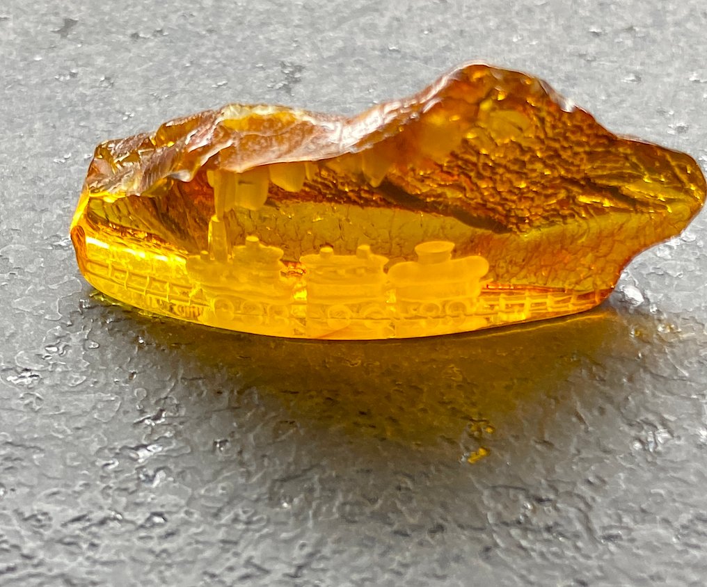 Φυσική ολόκληρη πέτρα Βαλτικής ρητίνης με χειροποίητη χαράκωση. - Κεχριμπάρι - Succinite - fossilised pine tree resin - 21 mm - 45 mm #1.0