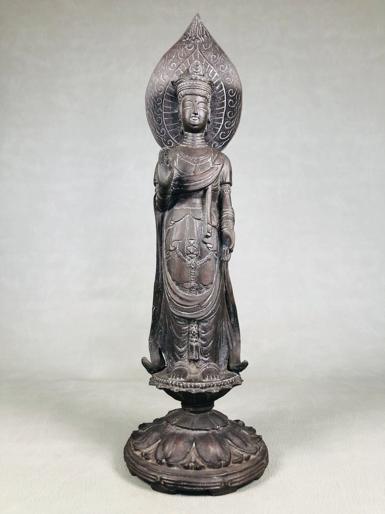 聖観世音菩薩　金銅製　時代物 asianantique 聖観世音菩薩 金銅製 時代物 asianantiqueNo.170