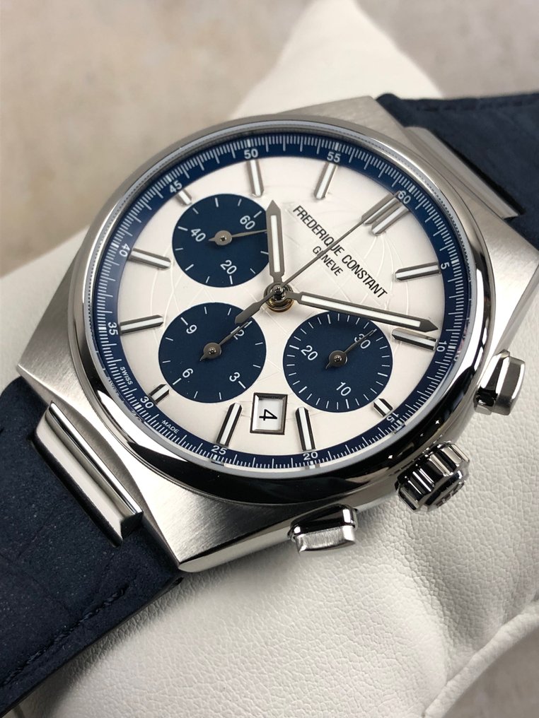 Frédérique Constant - Highlife Chronograph Automatic Limited Edition - FC-391WN4NH6 - Mænd - 2020+  #1.0