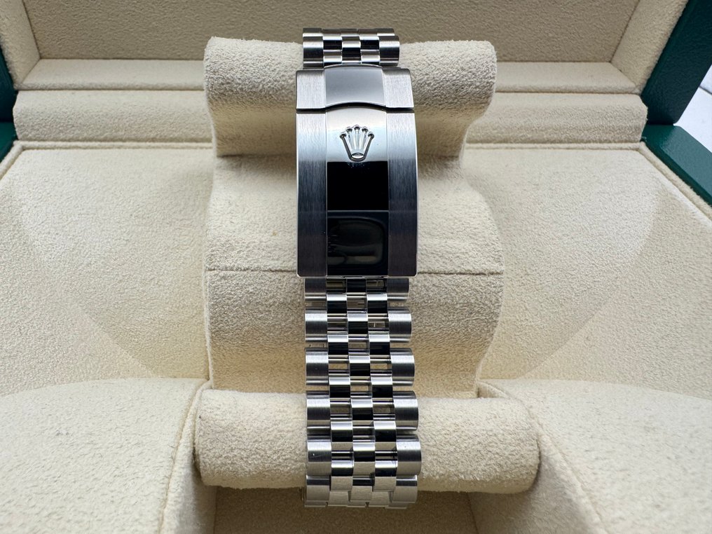 Rolex - Datejust 36 M.O.P. Diamond Dial - 126234 - Naiset - 2025 #4.3