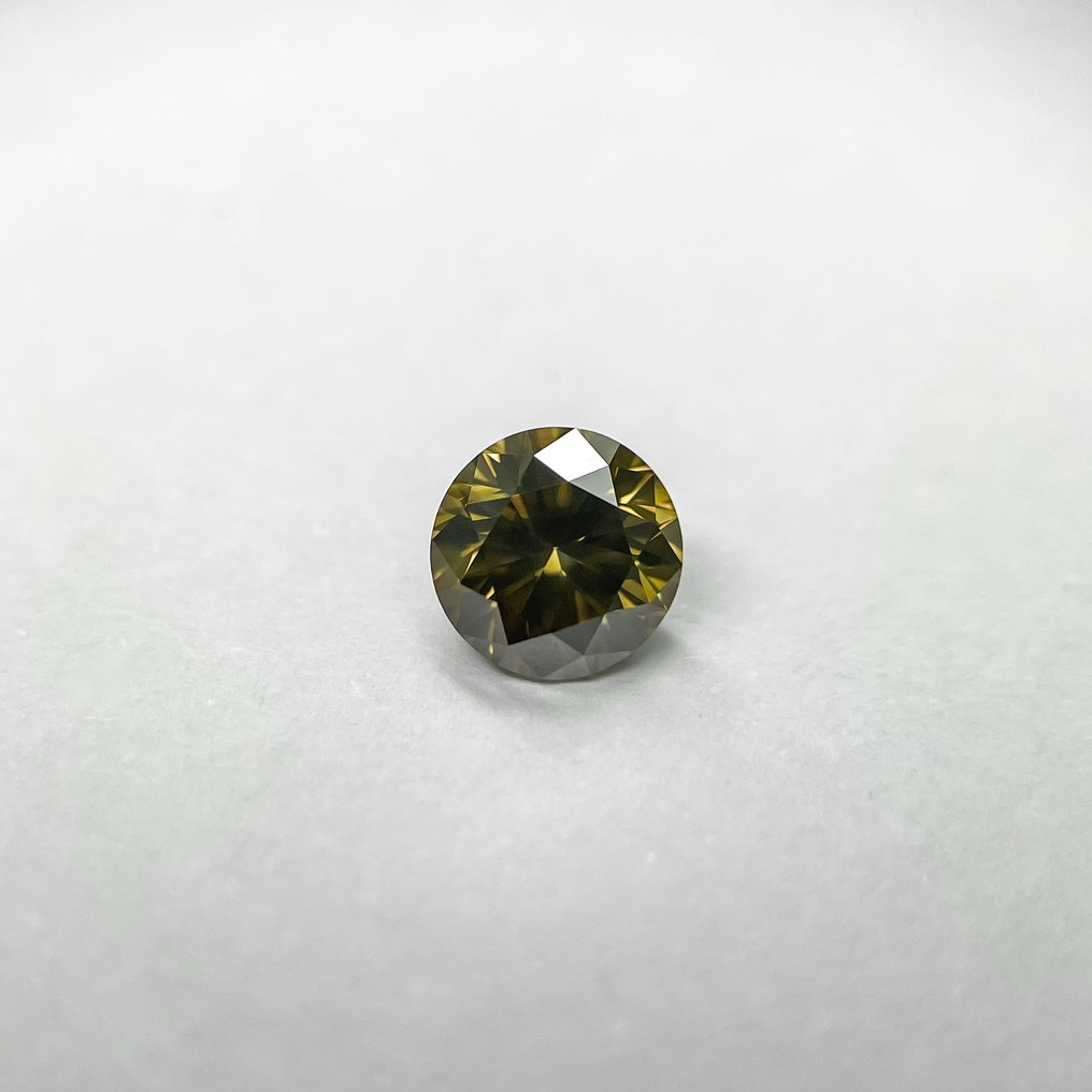 1 pcs 钻石  (天然色彩的)  - 0.90 ct - 圆形 - Fancy dark 棕色, 稍帶綠色的 黄色 - SI2 微内含二级 - 美国宝石研究院（GIA） #2.1