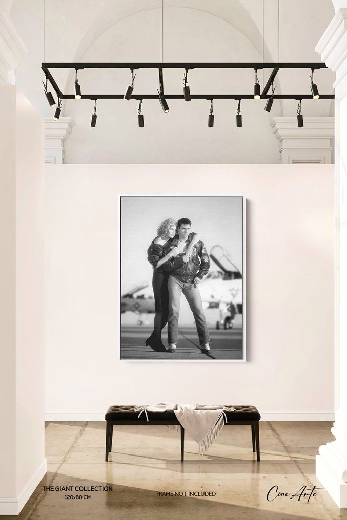 Tom Cruise - Iconic Legend - XXL Fine Art Photography on canvas - 120x80 cm - Limited 01 of 20 - Serial XXL26 - Original Certificate (COA), Hologram - 100% New. Frames not included #1.0