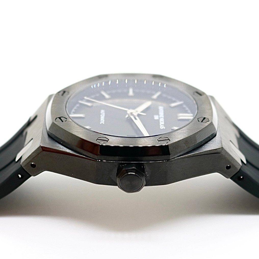 Antoine Nicolas 1986 - Cannes - Ingen reservasjonspris - Unisex - 2020+ #3.2