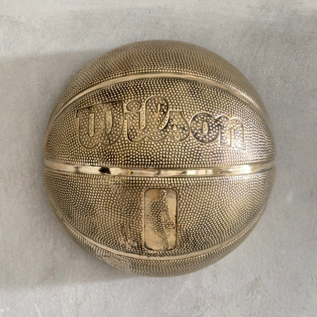 Mitch Richmond (1983) - Slam Dunk Through The Wall (Wall Sculpture) #1.0