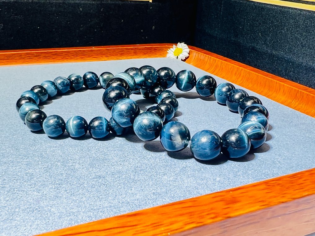 ***NO RESERVE*** Σετ βραχιολιών Falcon Eye – Strength & Sharp Focus - Φυσική Πέτρα- 43 g - (1) #1.0