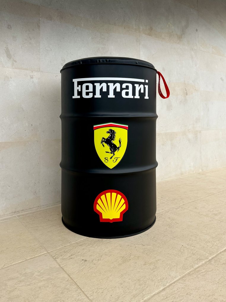 Sedia a botte nera a tema Ferrari - PK Werks #1.0