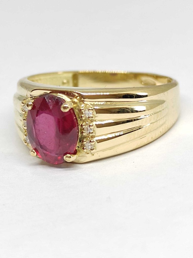 Ring - 18 karat Gull -  2.47ct. tw. Rubin - Diamant #4.3