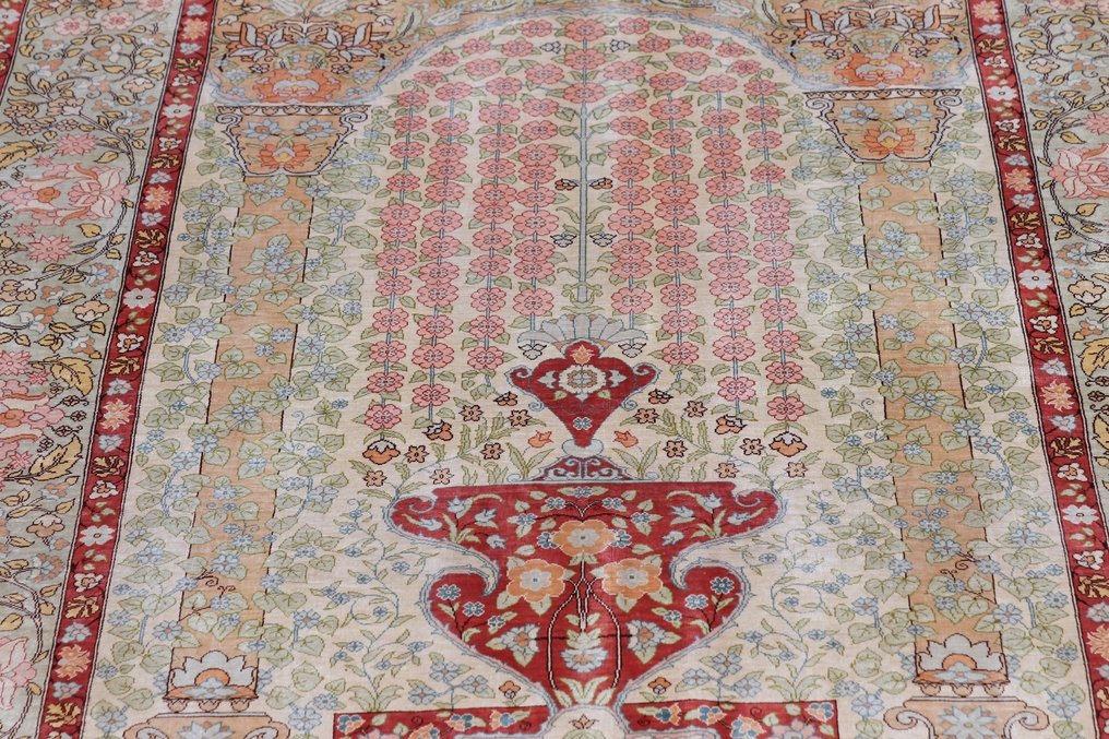 Silk Hereke Signed Carpet with Mehrab Design - Απόλυτη πολυτέλεια ~1 εκατομμύριο κόμβοι/τ.μ. - Χαλί - 131 cm - 101 cm #3.2