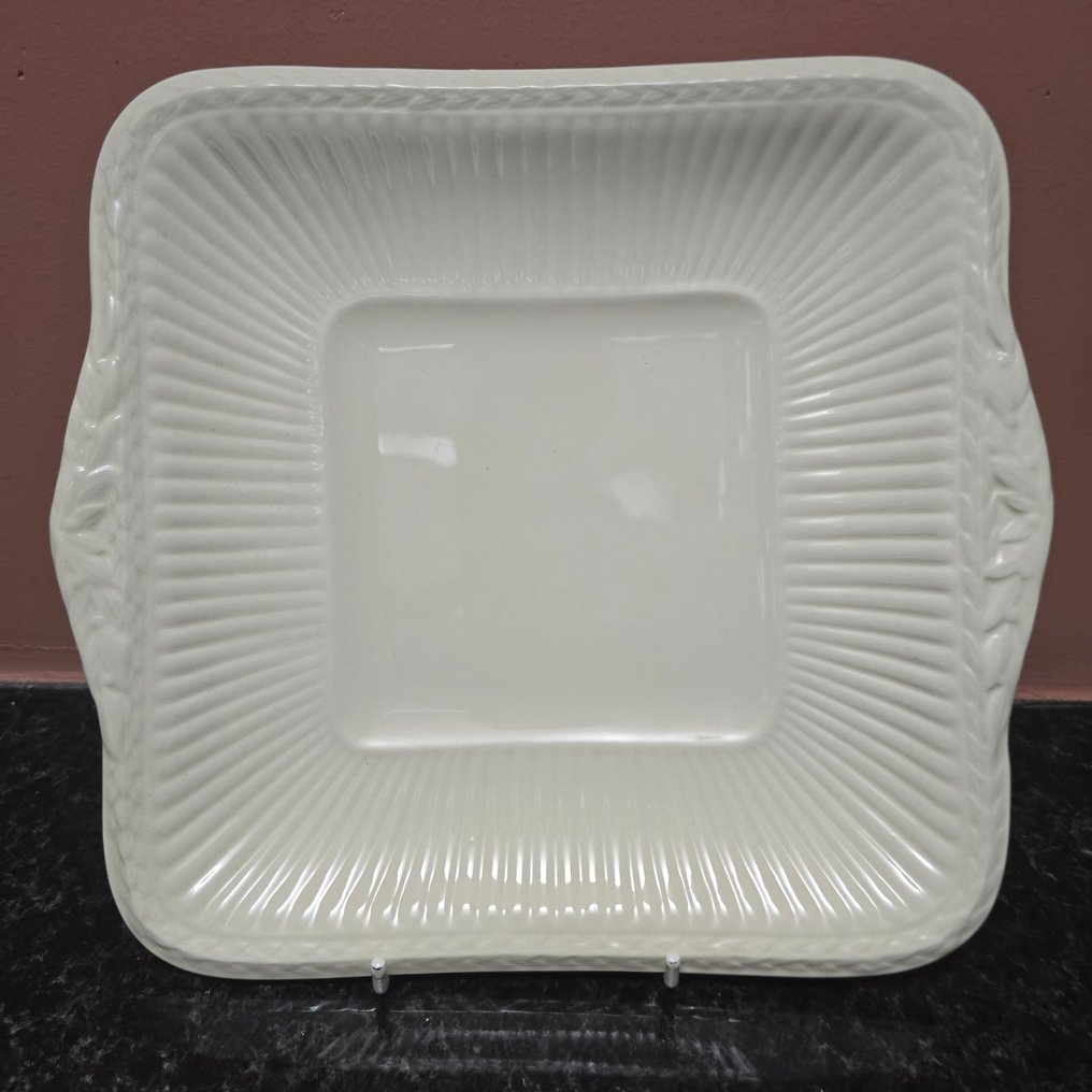 Wedgwood - John Goodwin - Platter (2) - Edme - Porcelain - Cookie tray and cake stand #2.1