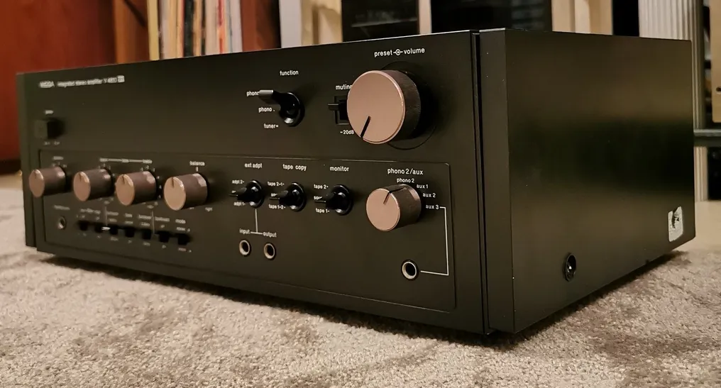 Wega - V-4810 Solid state integrated amplifier #3.2