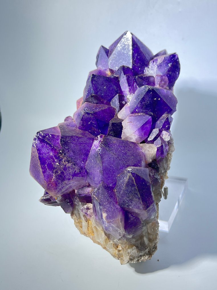 Cluster excepțional de cristale de ametist din Congo – Descoperire nouă! Culoare Naturală - Înălțime: 230 mm - Lățime: 110 mm- 4030 g - (1) #4.3