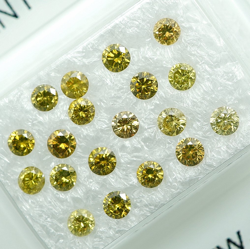 19 pcs Diamant  (Fargebehandlet)  - 1.04 ct - VS1, I1 - Edelstensrapport Antwerpen (GRA) #1.0