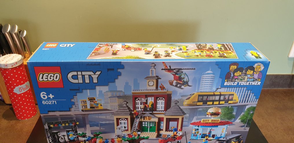 Lego Setat - 60271 - Oraș - Marktplein #2.1