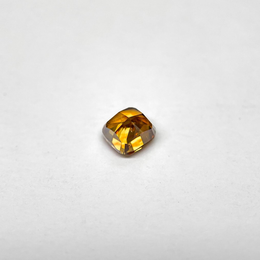 1 pcs 钻石 (天然色彩的) - 1.01 ct - 枕形 - Fancy deep 稍帶黄色的 橙色 - SI2 微内含二级 - 美国宝石研究院(GIA) #1.0