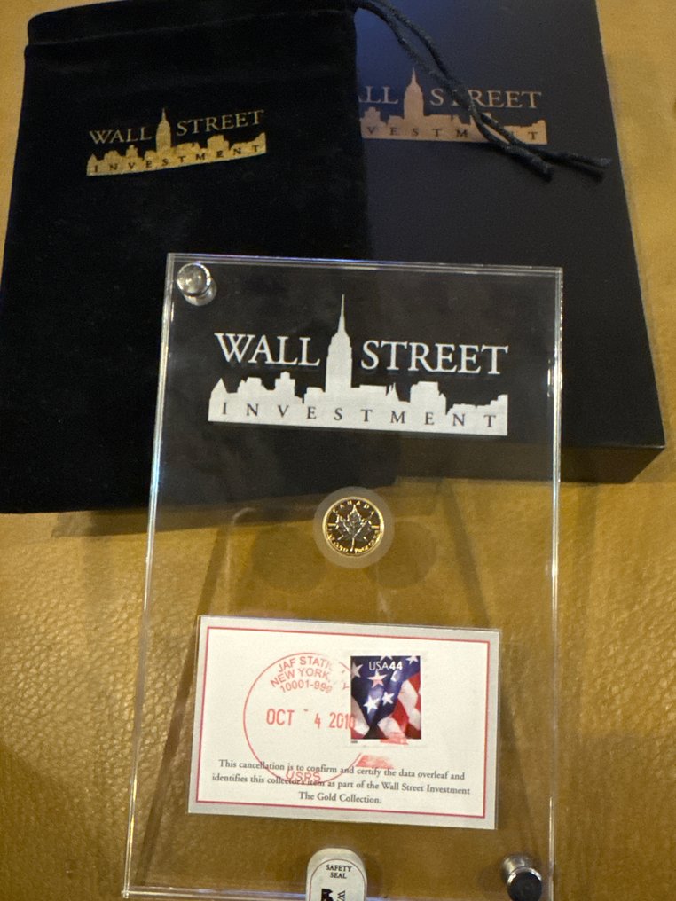 1/10 oz - Arany .999 - Wall Street - 2010 Maple Leaf - With certificate #4.3