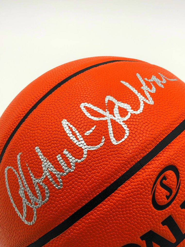 NBA - 德国签名篮球神秘盒——有机会获得Wemby、Curry、Pippen和Doncic! #3.2