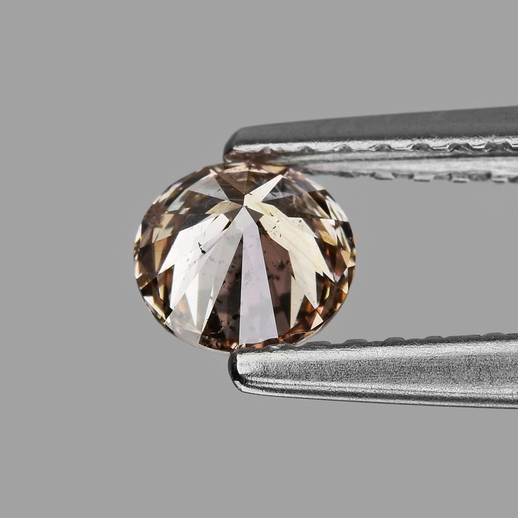 没有保留价 - 1 pcs 钻石 (天然色彩的) - 0.46 ct - 圆形 - Light 棕色 - SI2 微内含二级 - 国际宝石研究院(IGI) #3.2