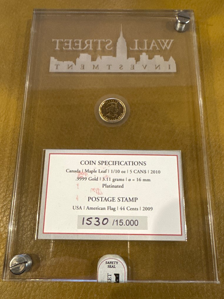 1/10 oz - Arany .999 - Wall Street - 2010 Maple Leaf - With certificate #2.1