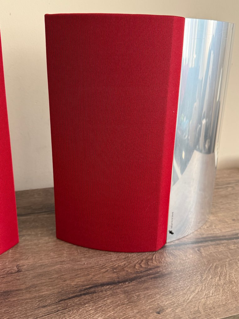 Bang & Olufsen - Beolab 4000 银色，配有红色或银色前面板，带有 Line in 用于流媒体。 扬声器组 #4.3