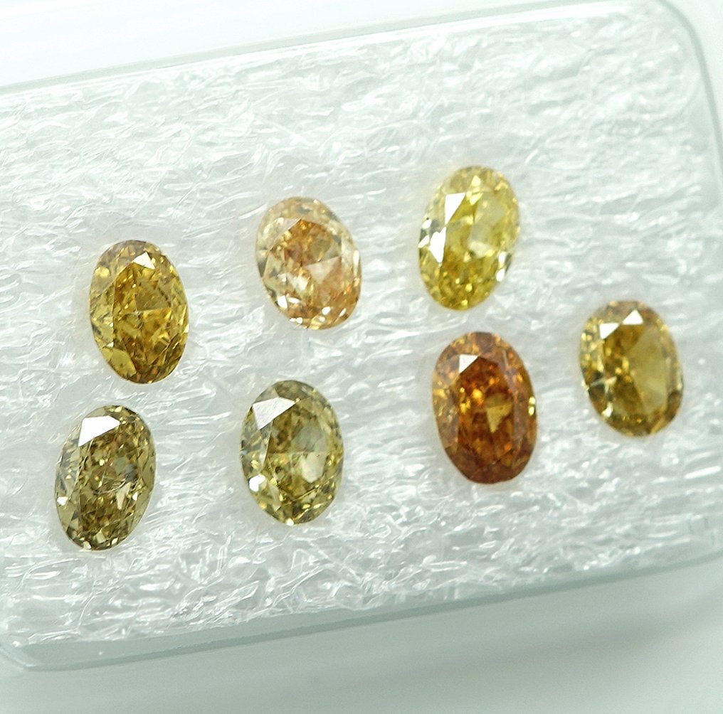 7 pcs Diamond  (Natural)  - 1.11 ct - VS1, I1 - Gem Report Antwerp (GRA) #2.1