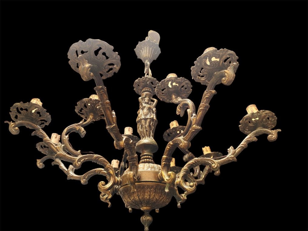 枝形吊灯 - 古董实心青铜12灯，配有女性雕像 #4.3