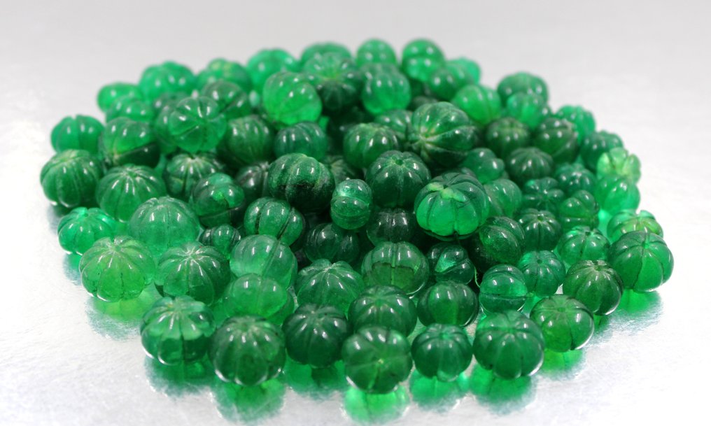 84 σμαράγδια, πραγματικά όμορφα χειροποίητα κολοκύθια με πετράδια 727 καρατίων. Κοσμήματα- 145.4 g #1.0