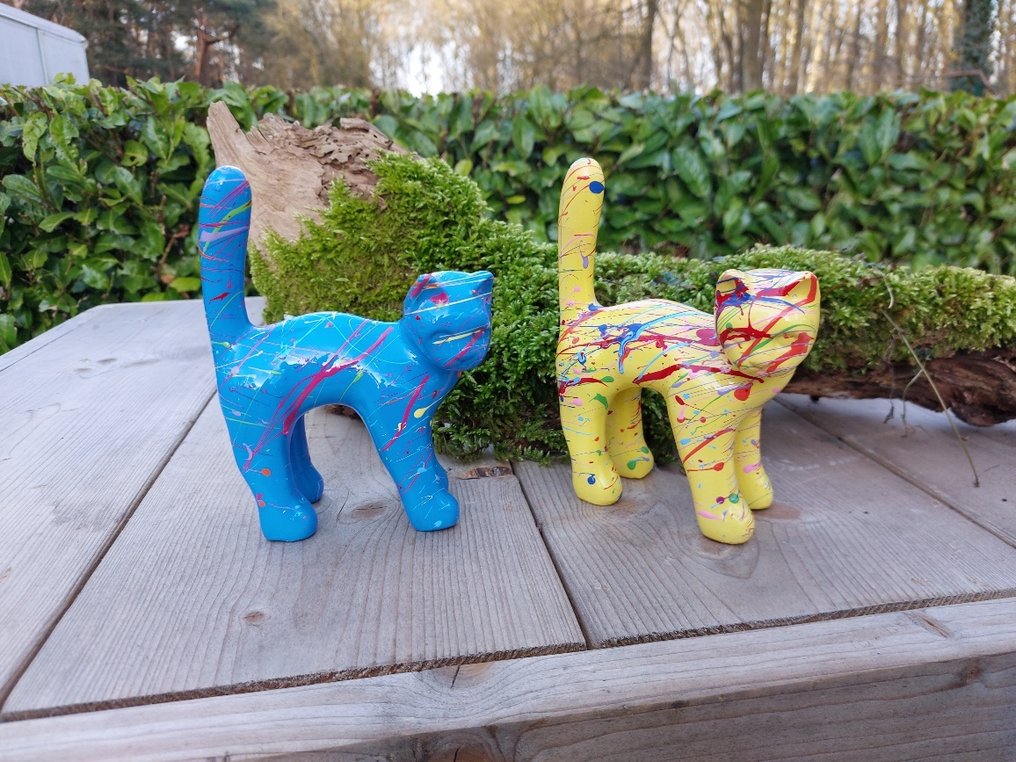 Posąg, set of 2 cats finished in colors - 16 cm - polyresin #3.2