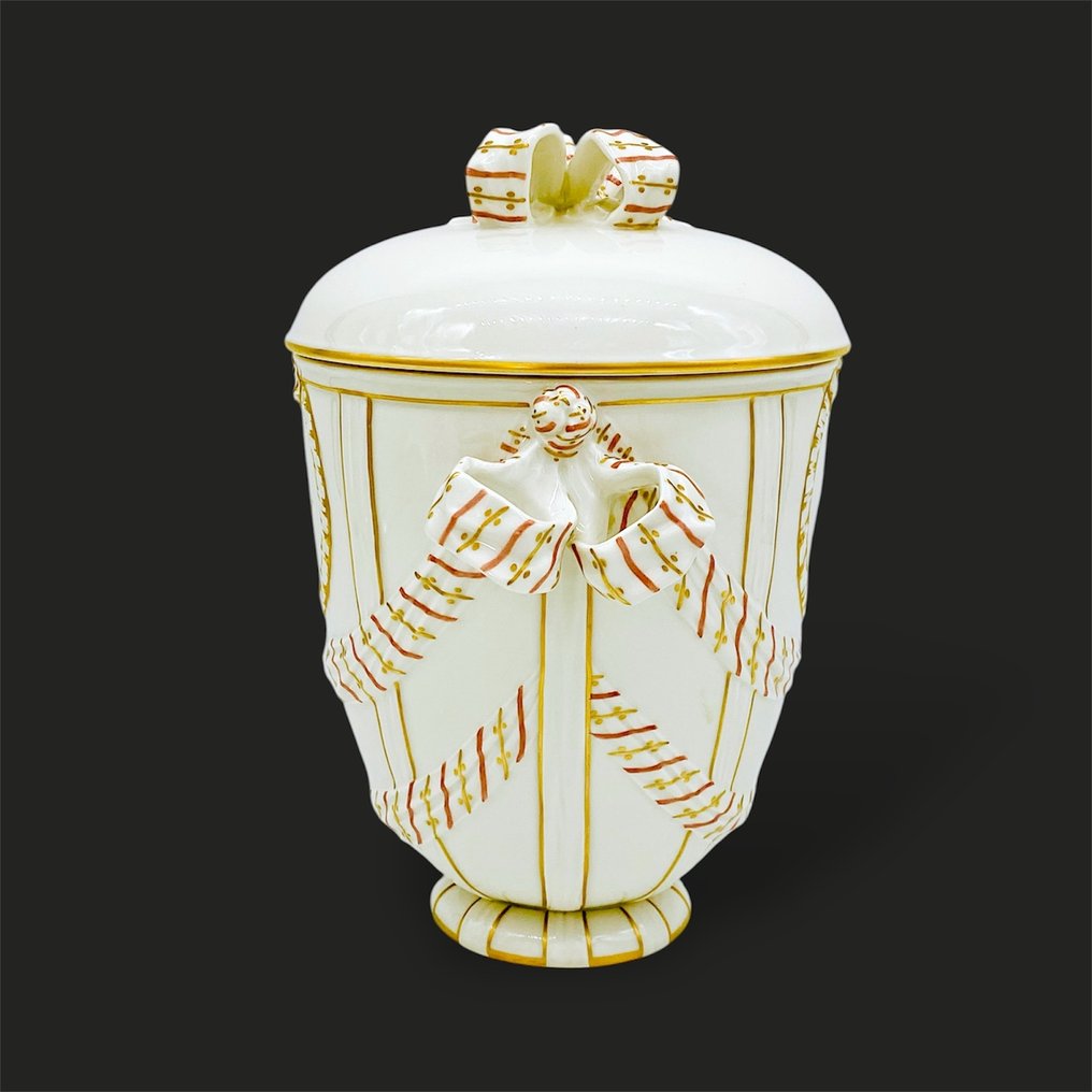 KPM - 花瓶 -  带状缎带香包花瓶  - 瓷 - 28 厘米 #1.0