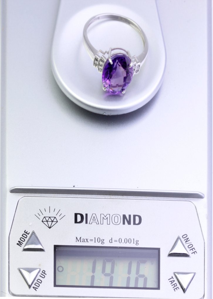 Ei pohjahintaa - Sormus - 14 kt. Valkokulta Ametisti - Timantti #1.0