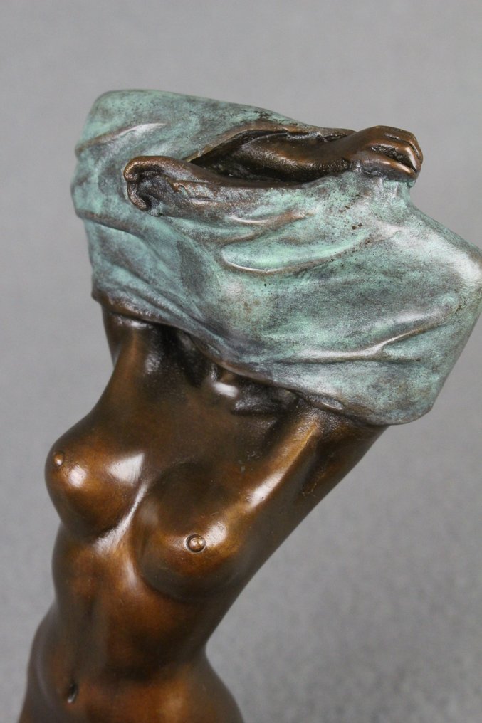 Sculpture, Lady Undressing - 17 cm - Patinated bronze #3.2