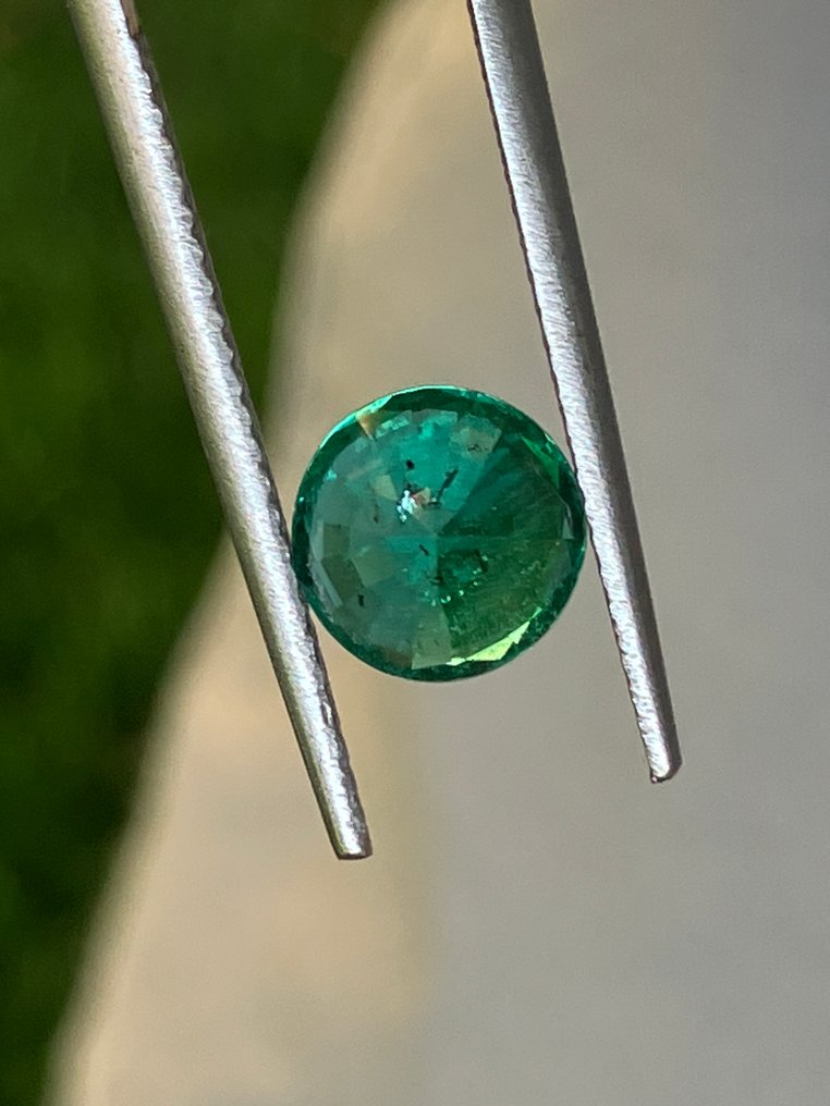 1 pcs  Grønn Smaragd  - 1.33 ct - Gemologisk institutt i Amerika (GIA) #3.2