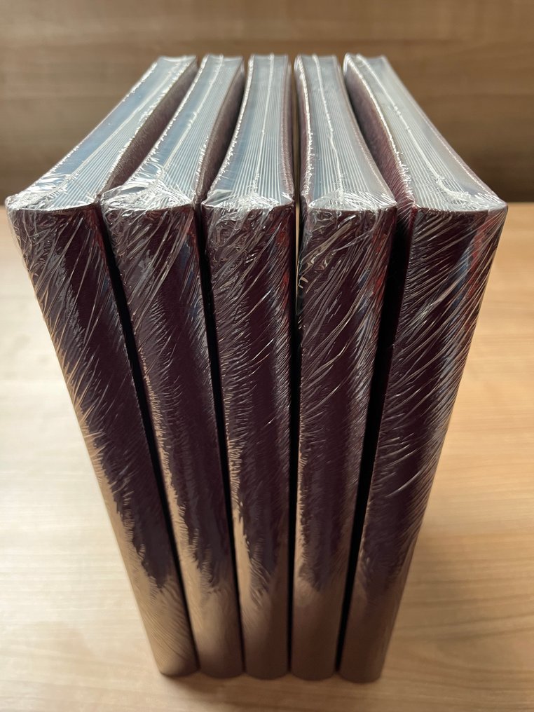 配饰  - 5个Leuchtturm绗缝插页相册，含32页黑色页面 #1.0