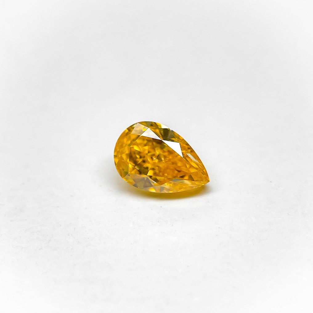 1 pcs Diamant (Natürlich farbig) - 1.10 ct - Birne - Fancy vivid Orange Gelb - Im Laborbericht nicht angegeben - Gemological Institute of America (GIA) #2.1