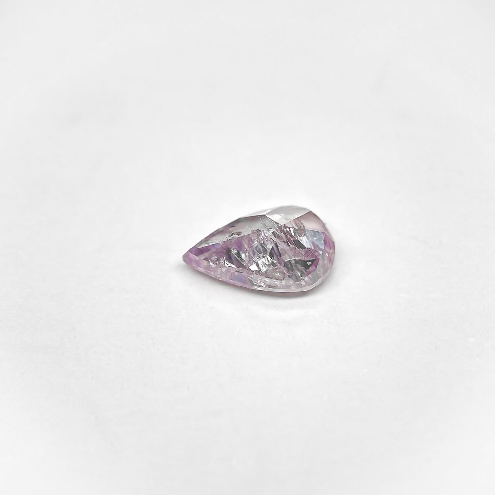 1 pcs Diamond  (Natural coloured)  - 2.01 ct - Pear - Fancy Pink Purple - Not specified in lab report - Gemological Institute of America (GIA) #3.2