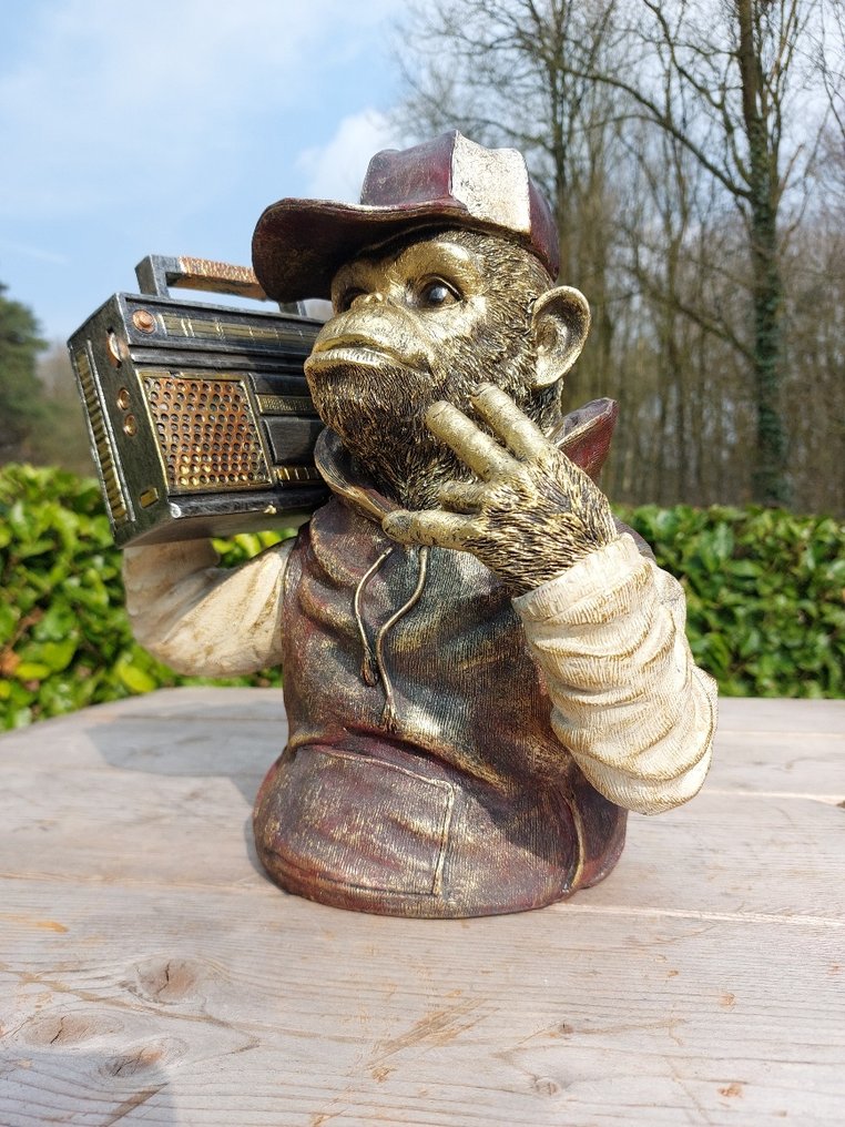 Statue, monkey with cap listens to radio - 33 cm - high-quality polyresin #1.0