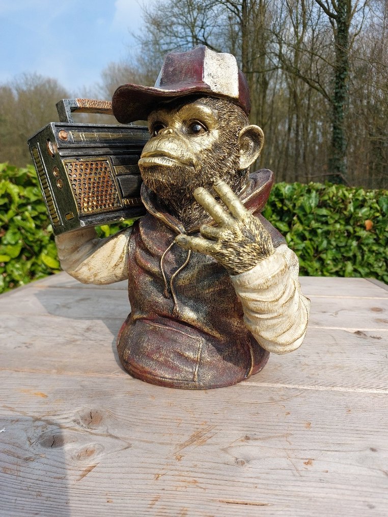 Statue, monkey with cap listens to radio - 33 cm - high-quality polyresin #1.0