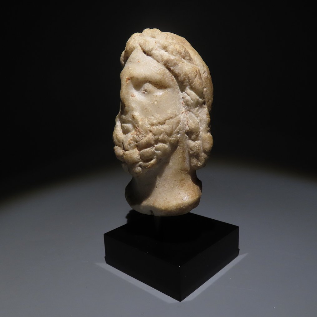 古希臘，邁錫尼 雪花石膏 塞拉皮斯之头，公元前三至一世纪，高11厘米。 #3.2