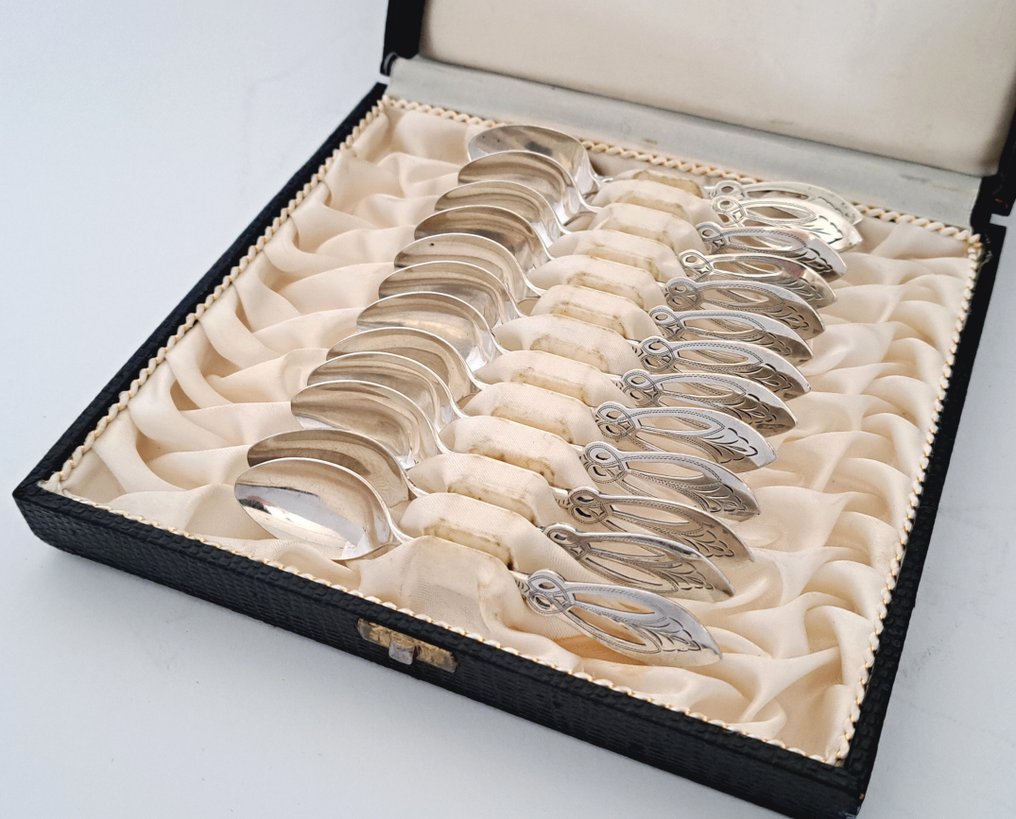 Weduwe J.H. van der Meulen - Theelepel (13) - in originele etui - .835 zilver #1.0