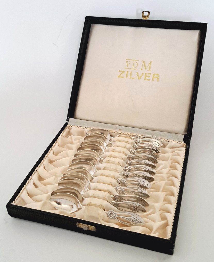 Weduwe J.H. van der Meulen - Theelepel (13) - in originele etui - .835 zilver #3.2